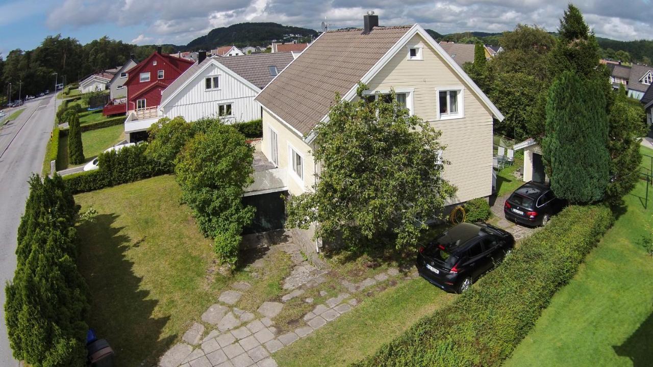 Mandal Apartment Mit Moeglichkeit Ein Boot Zu Benutzen Und Angeln Ngoại thất bức ảnh