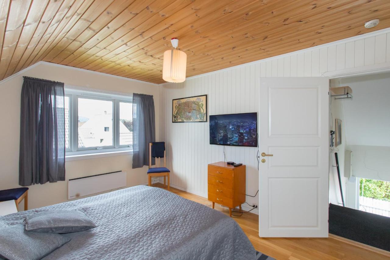 Mandal Apartment Mit Moeglichkeit Ein Boot Zu Benutzen Und Angeln Ngoại thất bức ảnh